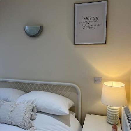 6 Studio Flat, 50M To Airbus Bristol Exterior foto